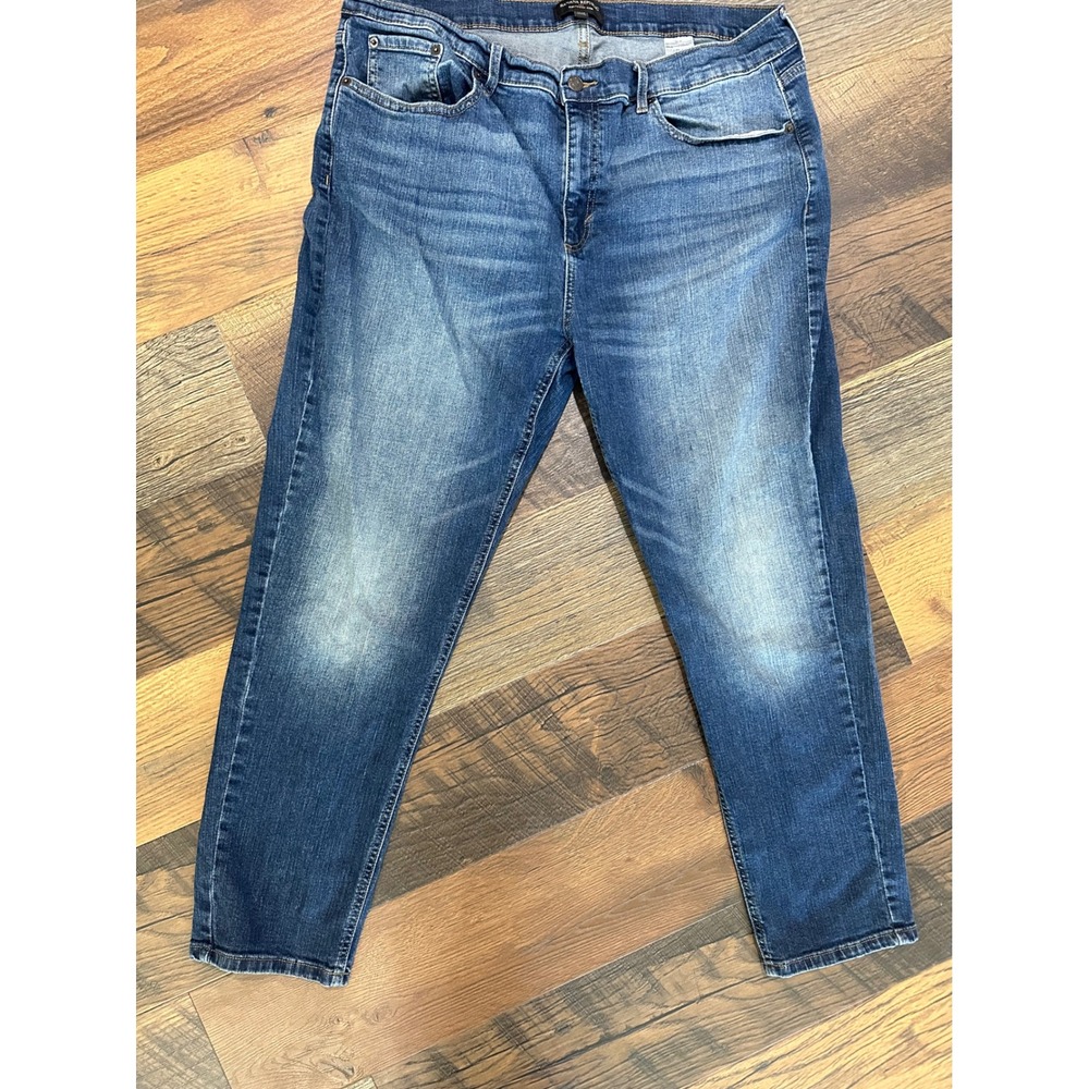 Banana Republic Girlfriend Jeans Womens 34/18 Medium Wash Denim‎ Stretch Tapered